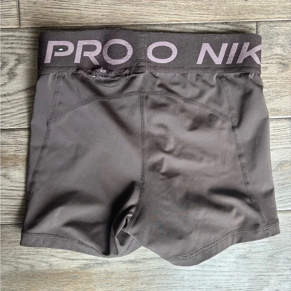 Nike Pro Women's Chocolate Brown High-Rise Bike Shorts XS - Picture 8 of 10